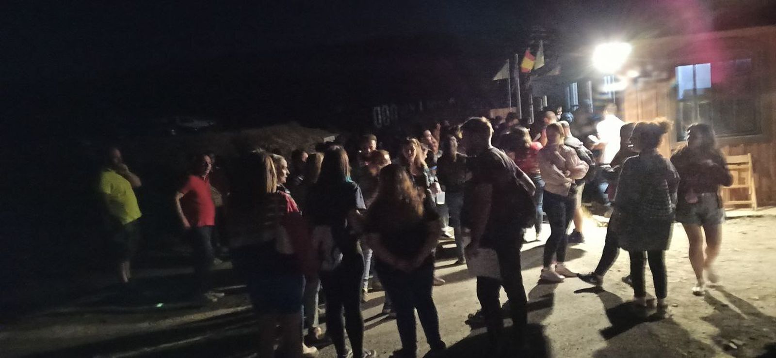 Colas en el 'Mortenostrum Scream Park'.