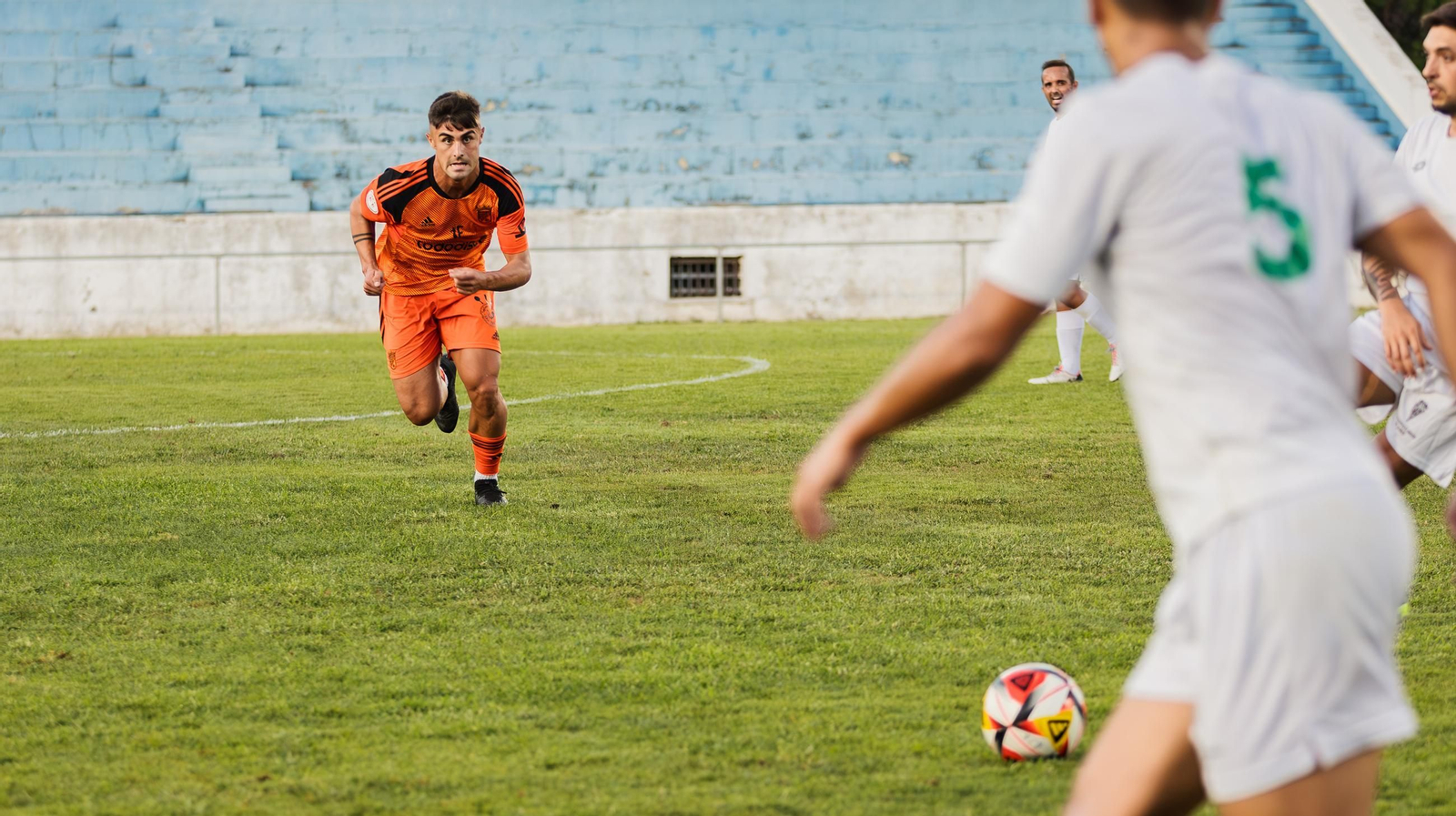 Las imágenes del triunfo del Xerez CD en el Trofeo Antonio Moure