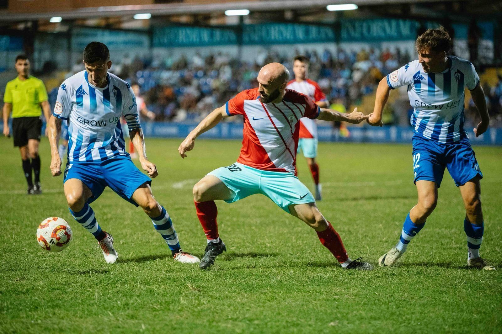 Las fotos del CD Alcoyano-Algeciras CF de Primera Federación (1-1)