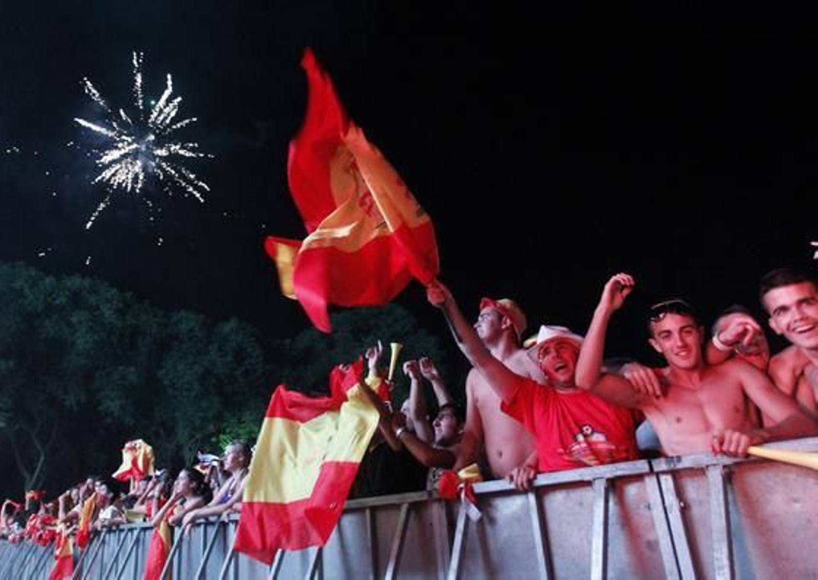 Ambiente en Camas, Sevilla tras la final del Mundial.

Foto: Agencias