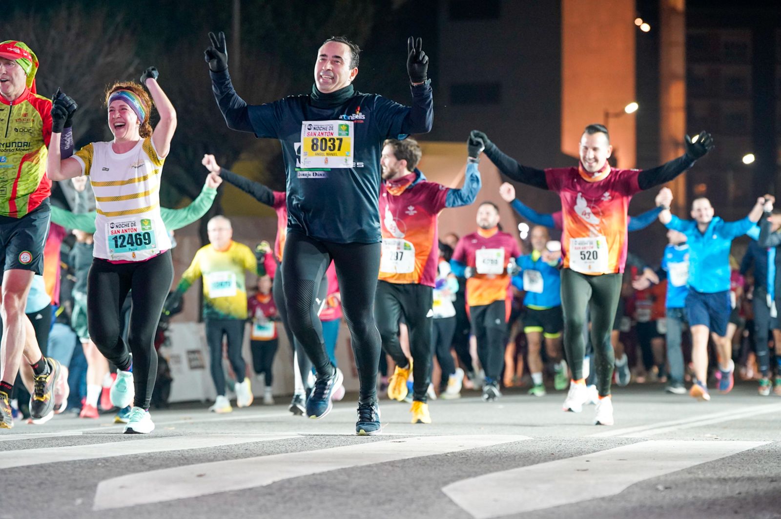 En imágenes: búscate en tu llegada a meta de la Carrera de San Antón 2026 (19)