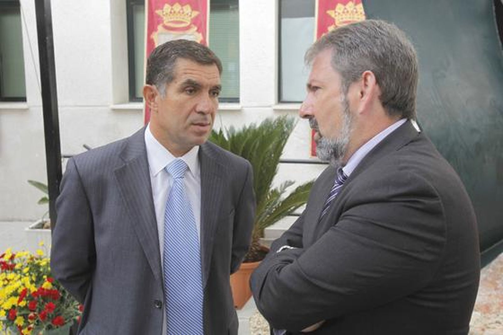 La Comandancia de la Guardia Civil de Cádiz celebra la festividad de su Patrona, la Virgen del Pilar.

Foto: Jesus Marin
