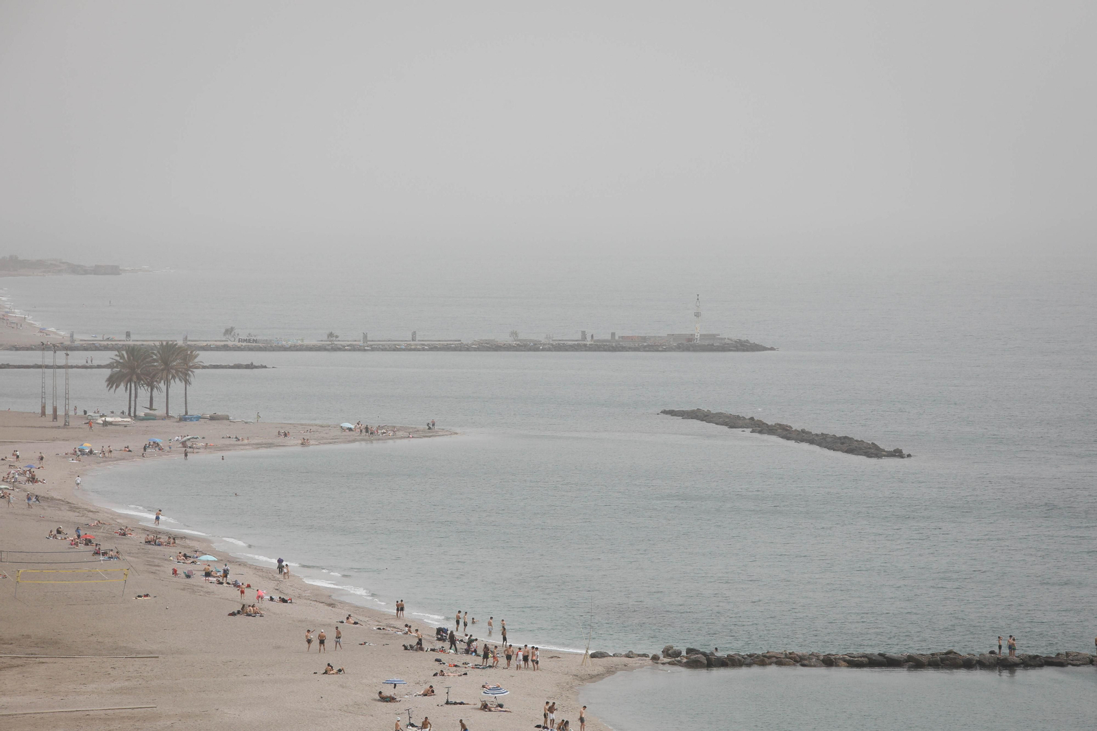 La calima de Almería en imágenes