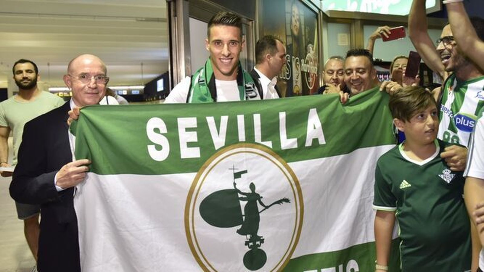 Serra Ferrer junto a Tello el día de la llegada de éste a Sevilla.