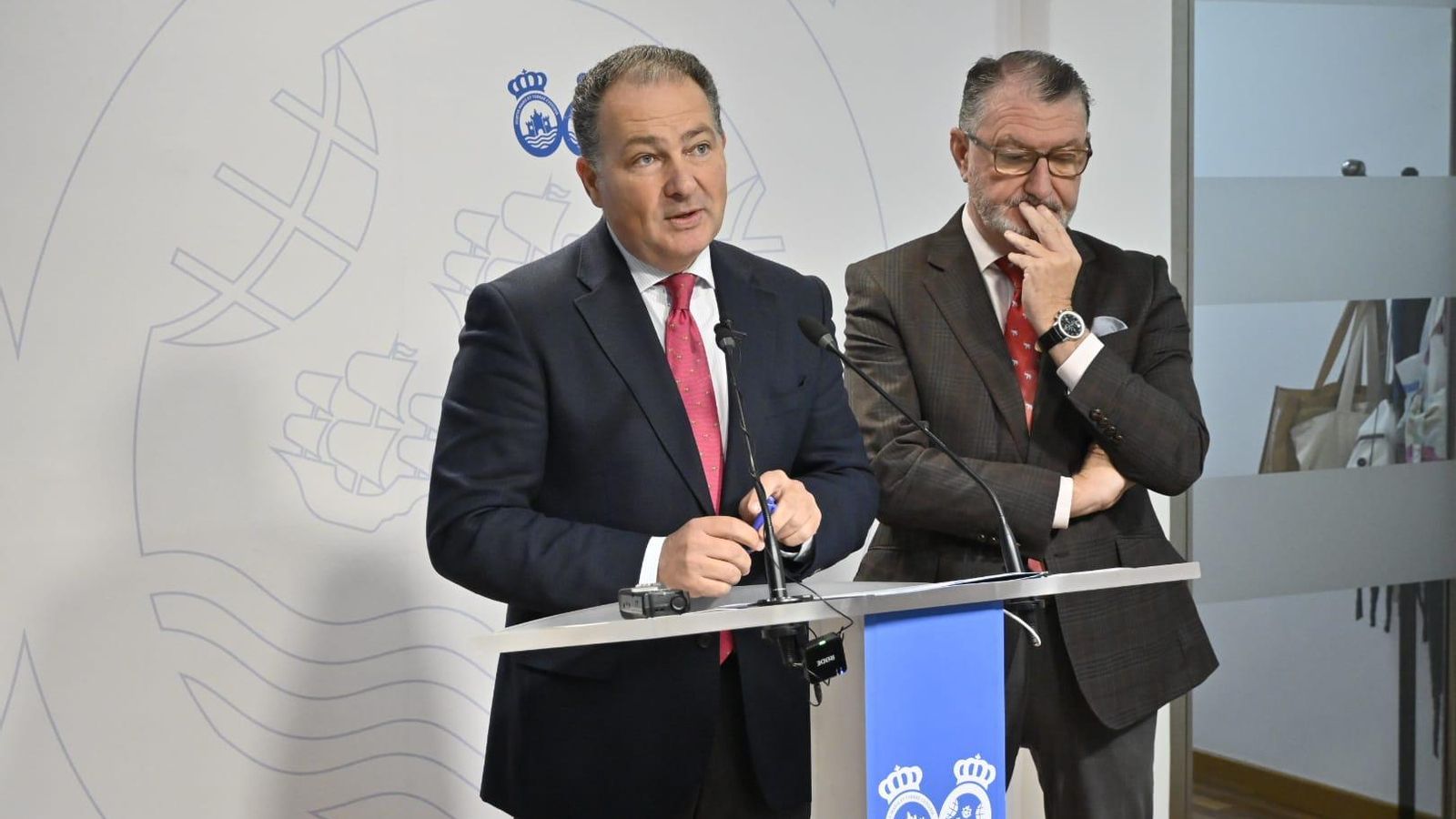 El presidente de la Diputación de Huelva, David Toscano, presentando las psopuestas de las Medallas de Oro de la Provincia 2025.