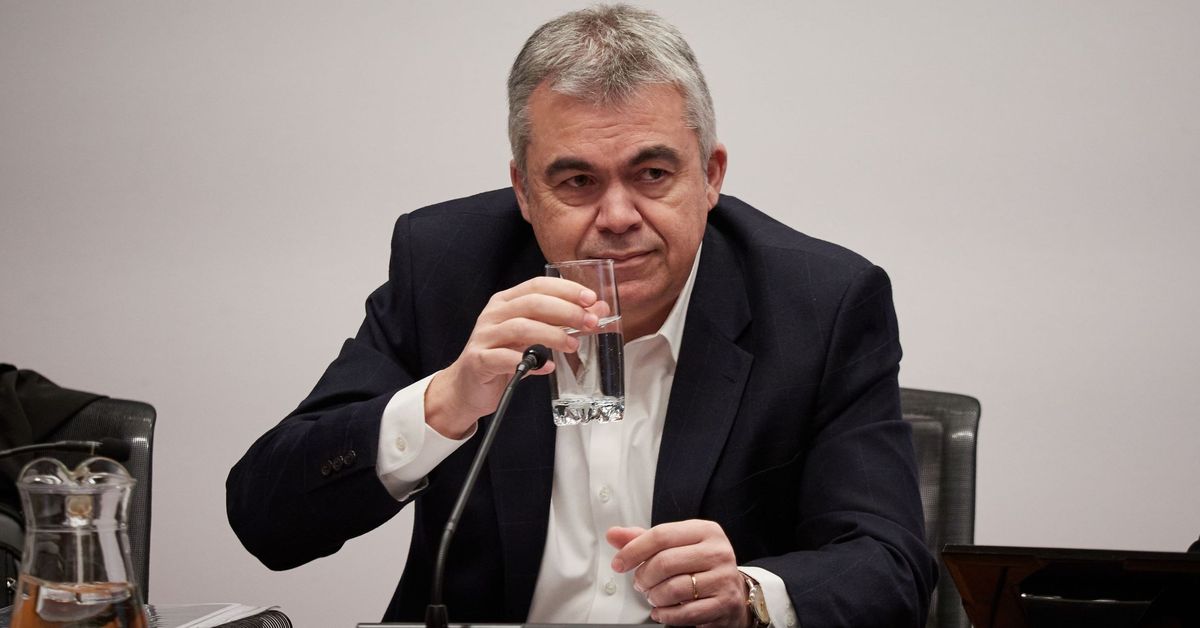 Cerdán, en la comisión del Parlamento de Navarra: "Tengo muchos amigos socialistas que están conmigo"