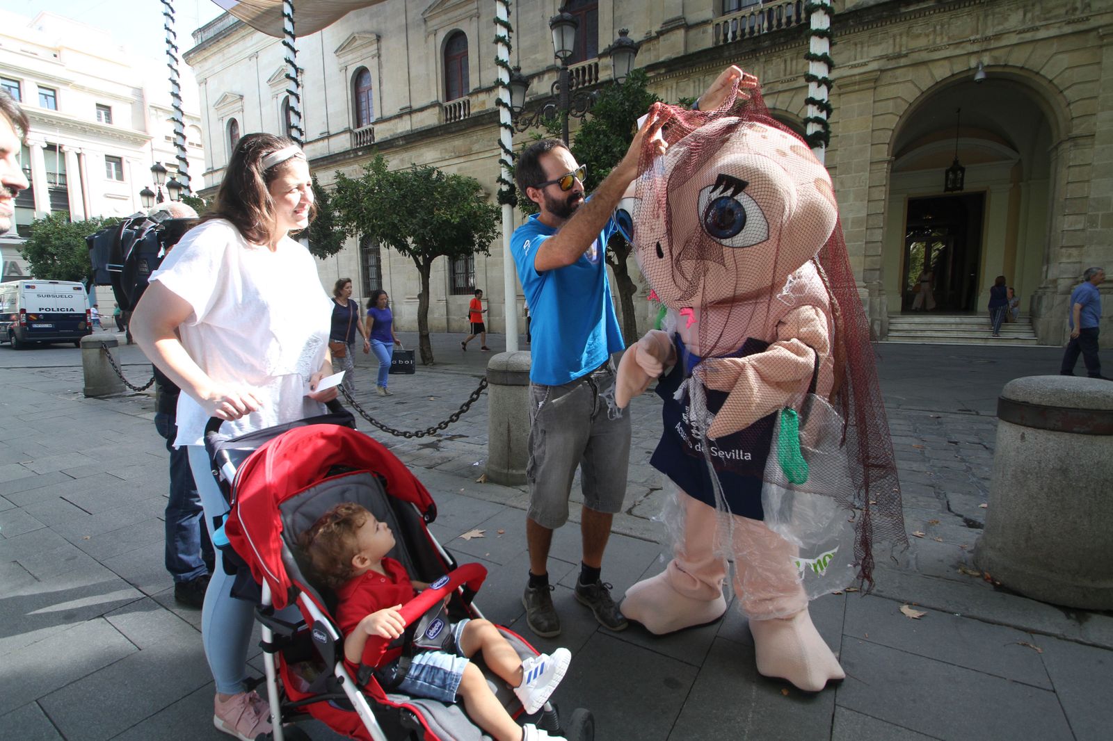 La tortuga Chelo del Acuario de Sevilla da comienzo a una acción de concienciación para difundir la cultura oceánica