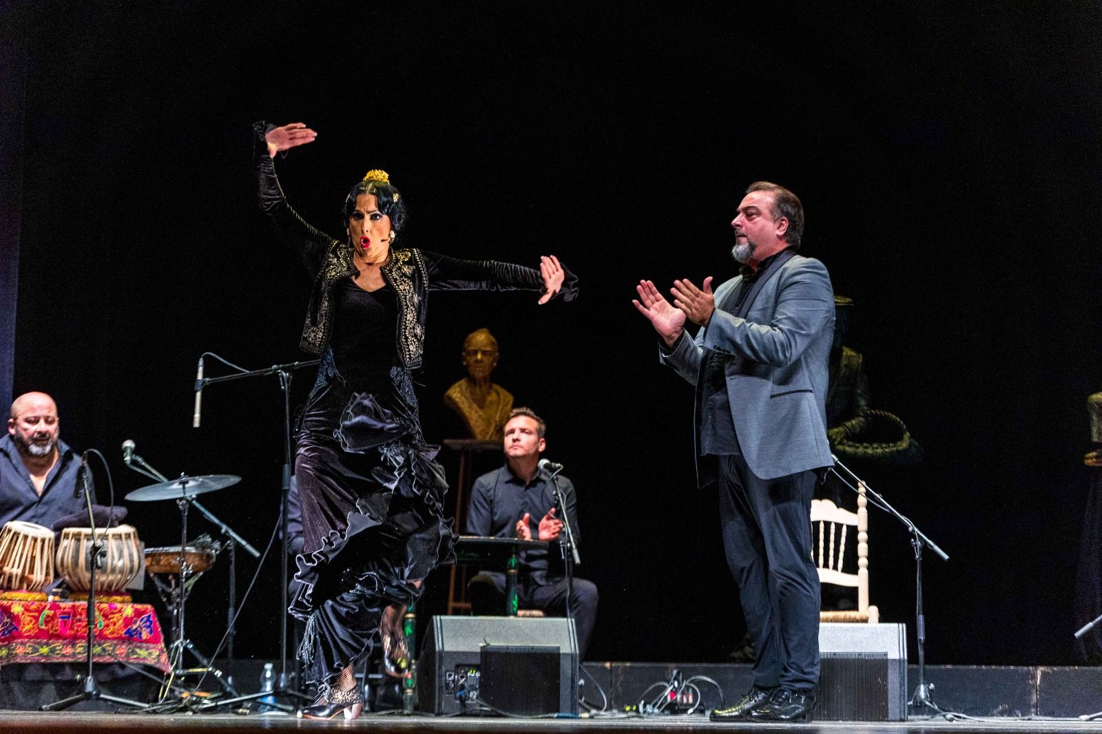 El cante de Jesús Castilla llena el Teatro de las Cortes por el Día Internacional del Flamenco