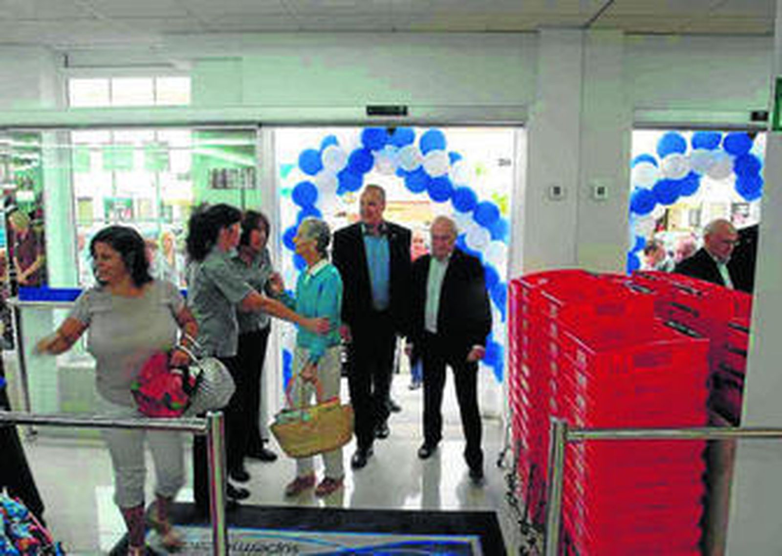 Momento de la inauguración en Pueblo Nuevo, ayer.