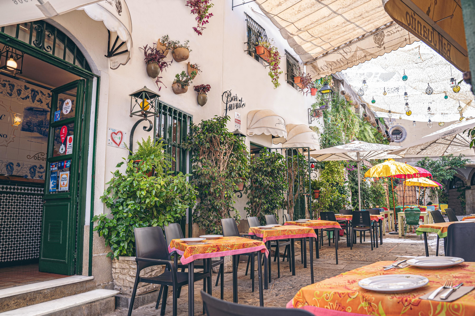 Fachada del jerezano Bar Juanito.