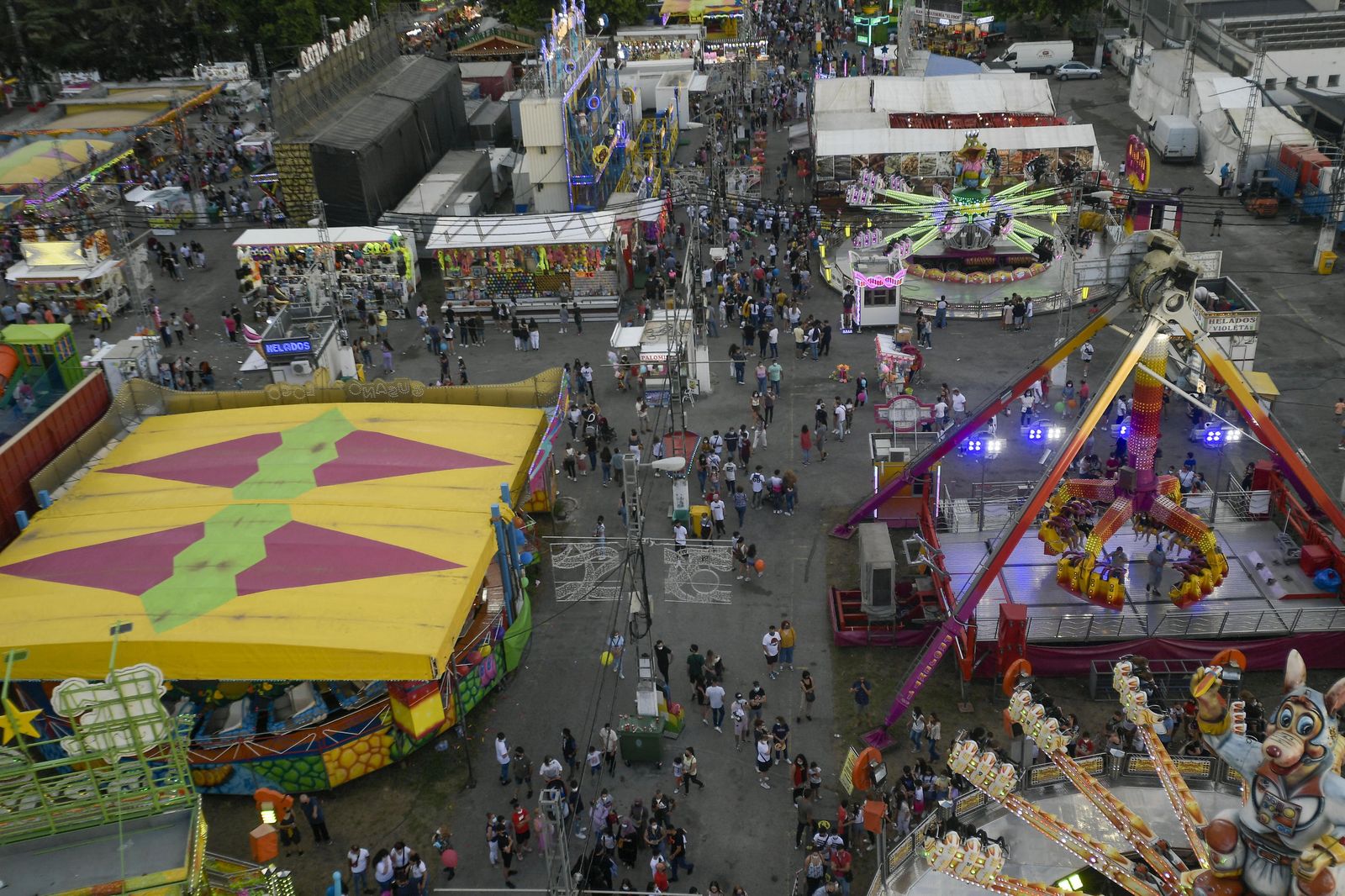 Fotos: el ferial del Corpus en la noche del viernes 4