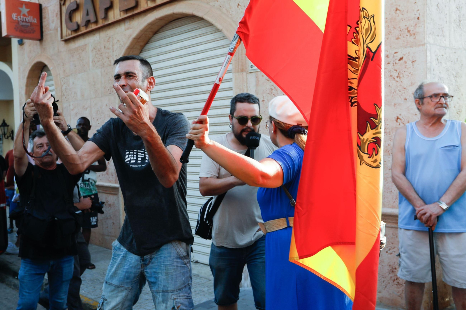 Las fotos de la manifestación frustrada de los ultras en Torre Pacheco