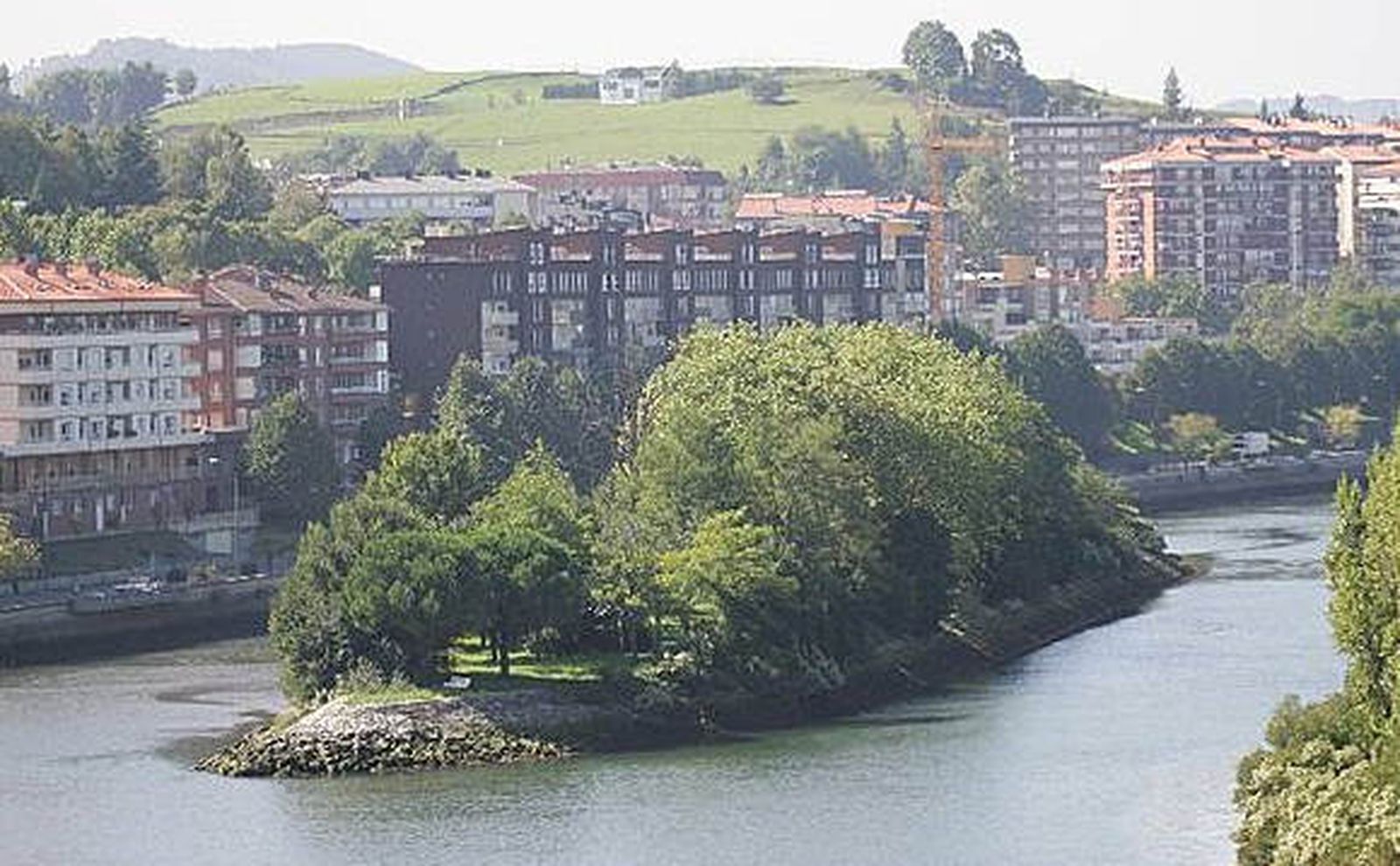 España asume la jurisdicción de la Isla de Faisanes, la más pequeña del mundo