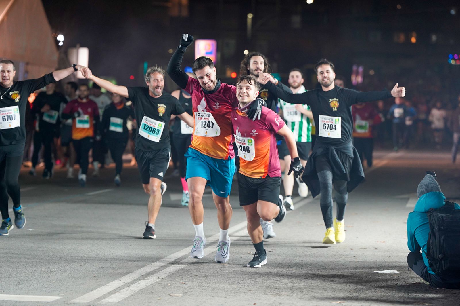 En imágenes: búscate en tu llegada a meta de la Carrera de San Antón 2026 (16)