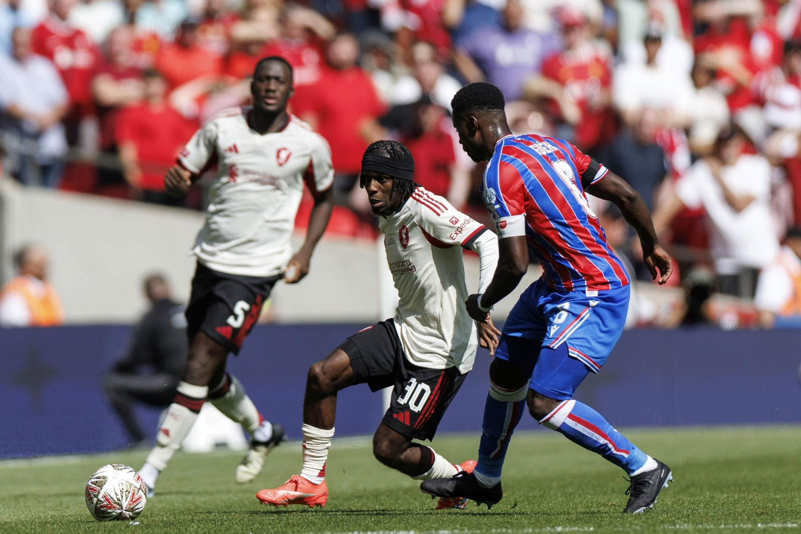 El título del Crystal Palace sobre el Liverpool, en imágenes (2-1)