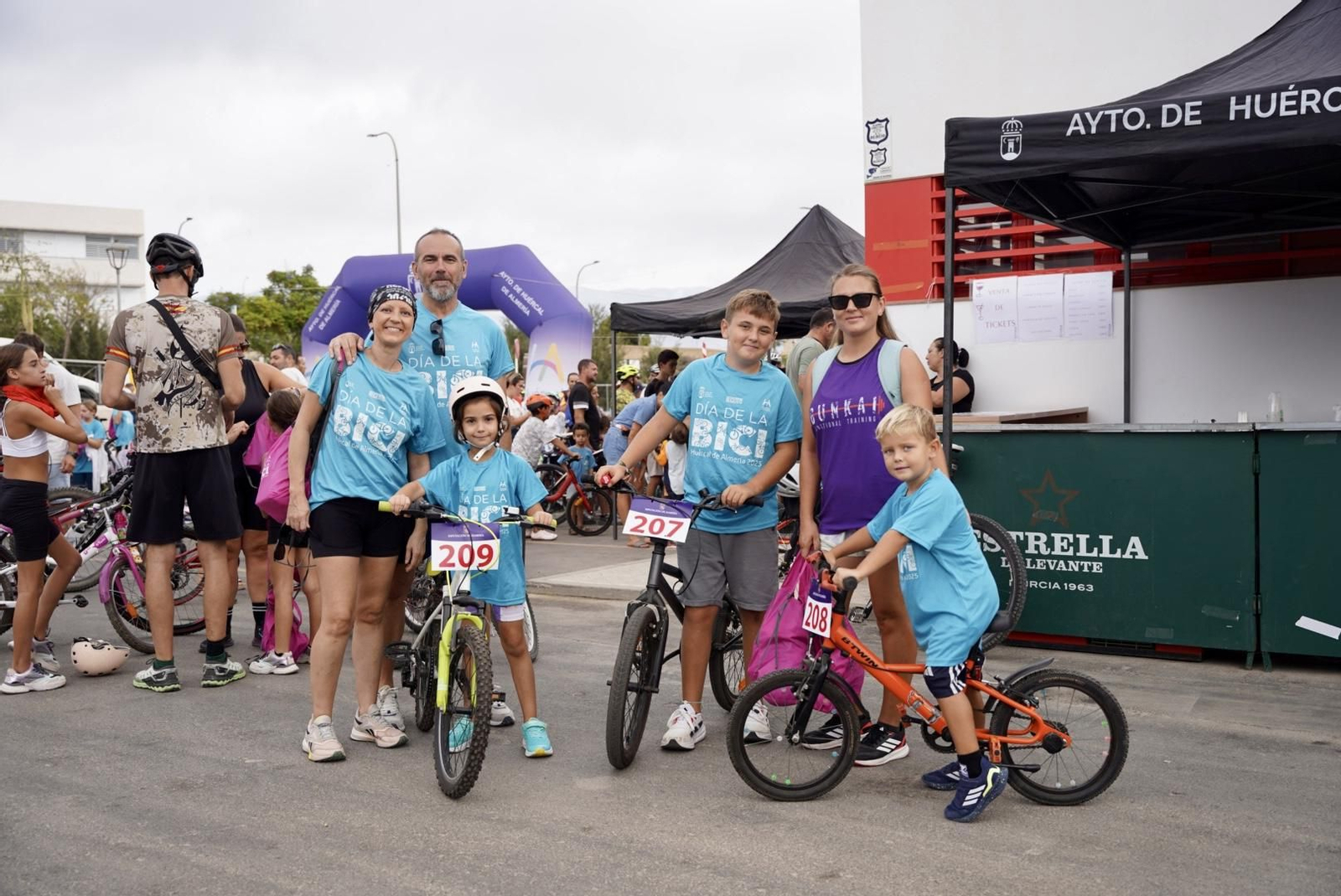 Así se ha vivido el multitudinario Día de la Bici en Huércal de Almería