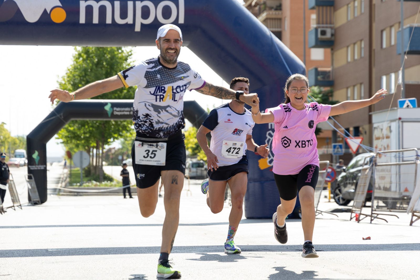 La quinta edición de la Carrera Solidaria Jaén Ruta 091 (I)