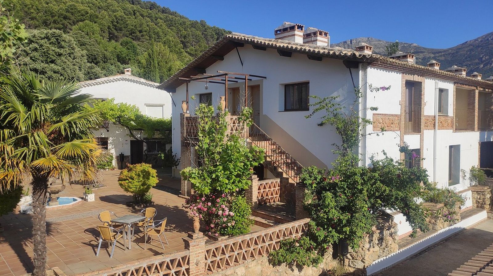 El hotel torreño se ubica en la zona más alta del municipio jiennense.