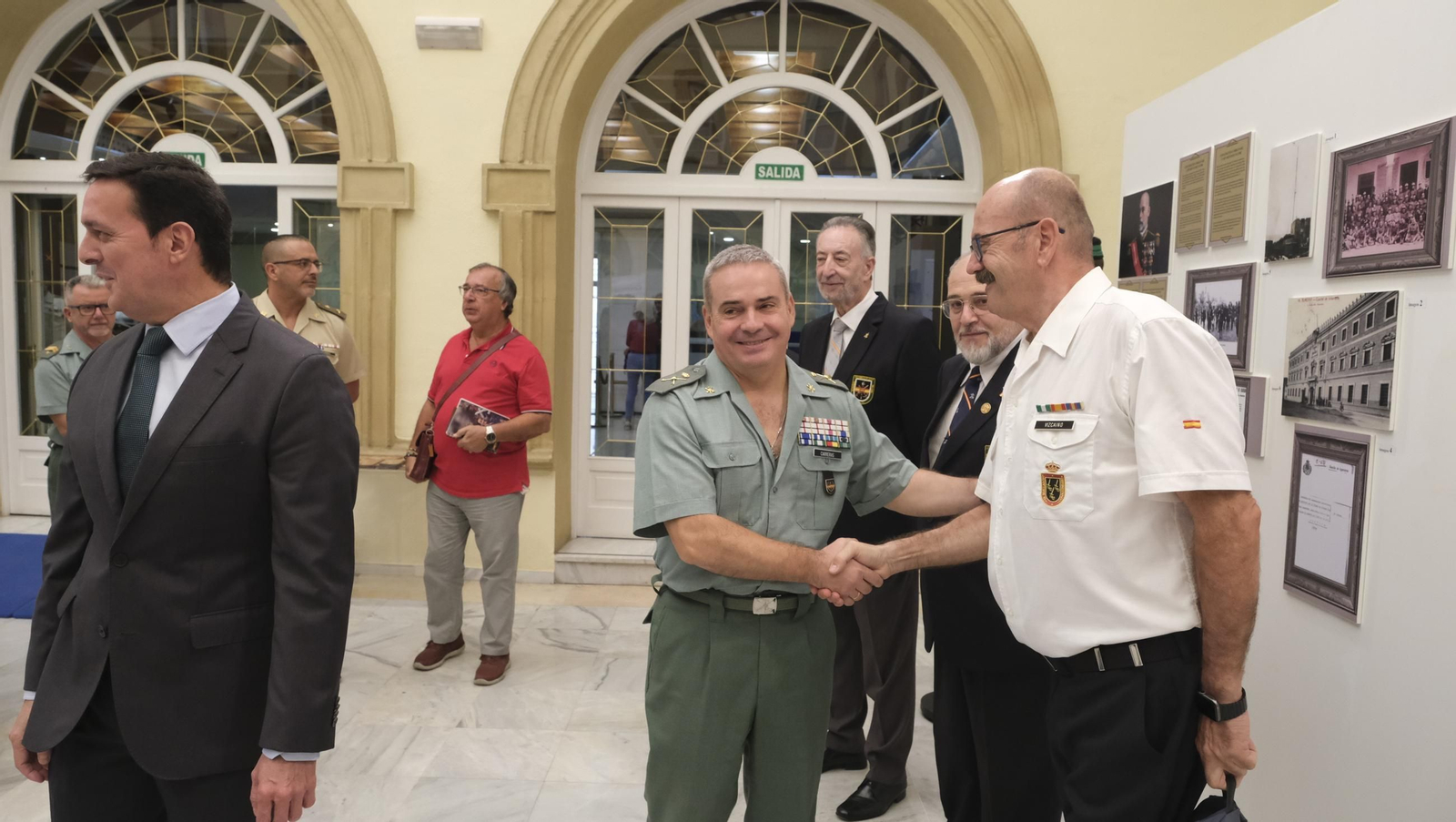 Imágenes del centenario de la Base del Ejército de Tierra "Álvarez de Sotomayor"