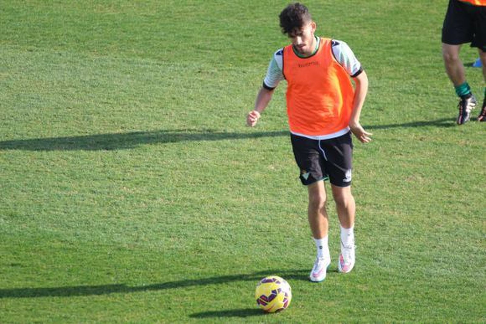 Ceballos se recupera; Dani Giménez, baja por un esgince de rodilla