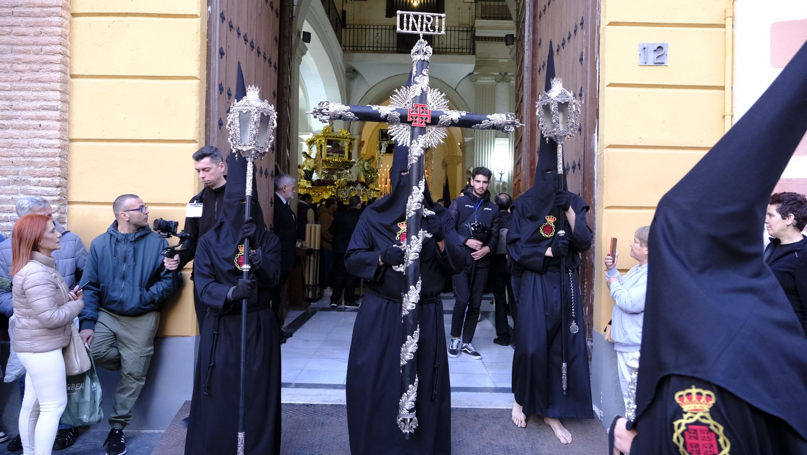 Las mejores imágenes del Santo Sepulcro, en Almería
