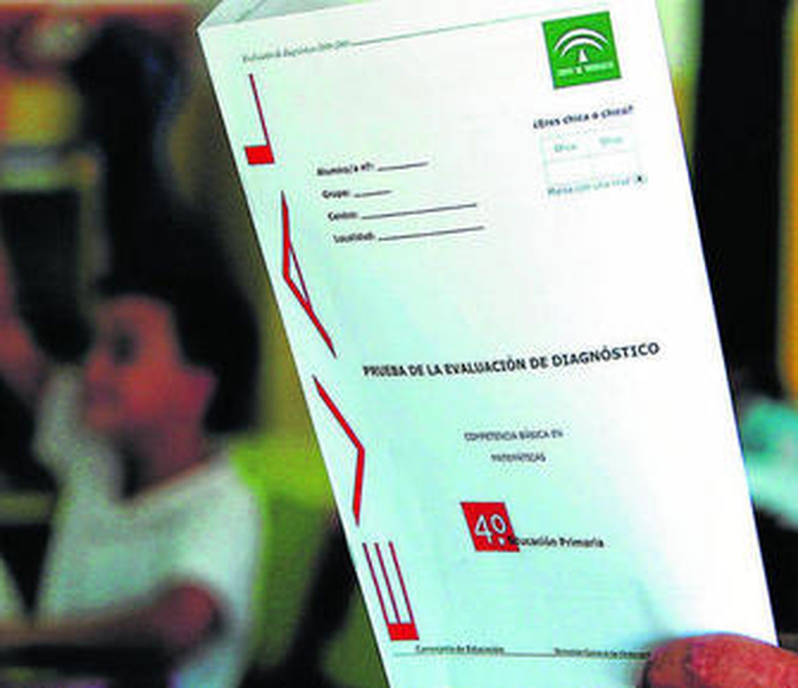 Alumnos realizando las Pruebas de Diagnóstico en el colegio público Campo del Sur, en el año 2008.