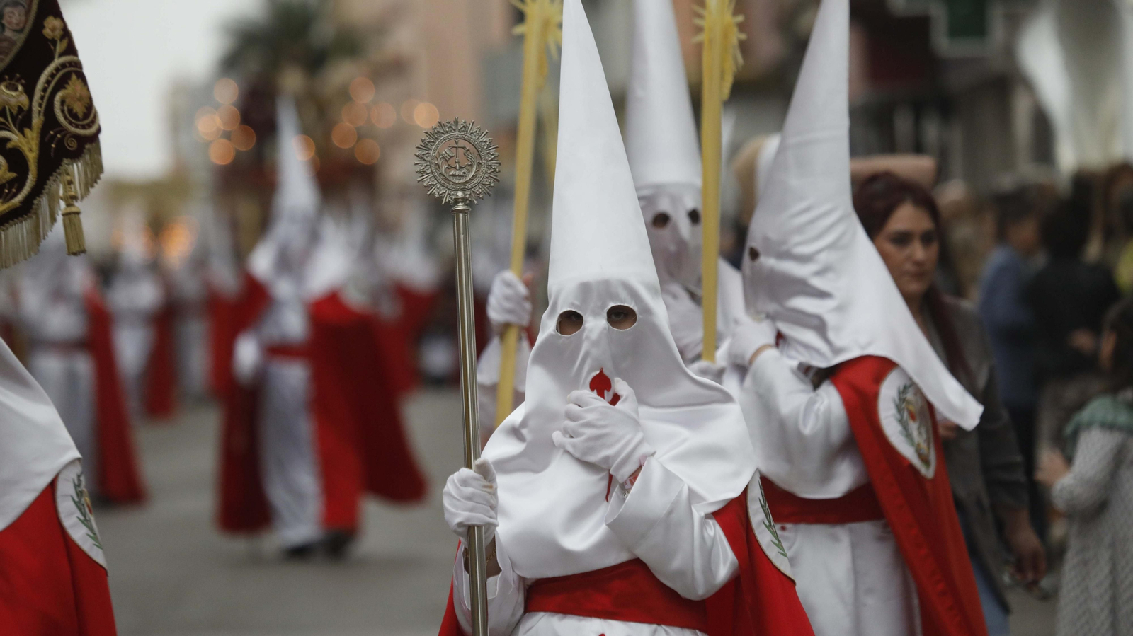 Fotos del Domingo de Ramos en La Línea: La Borriquita y Flagelación