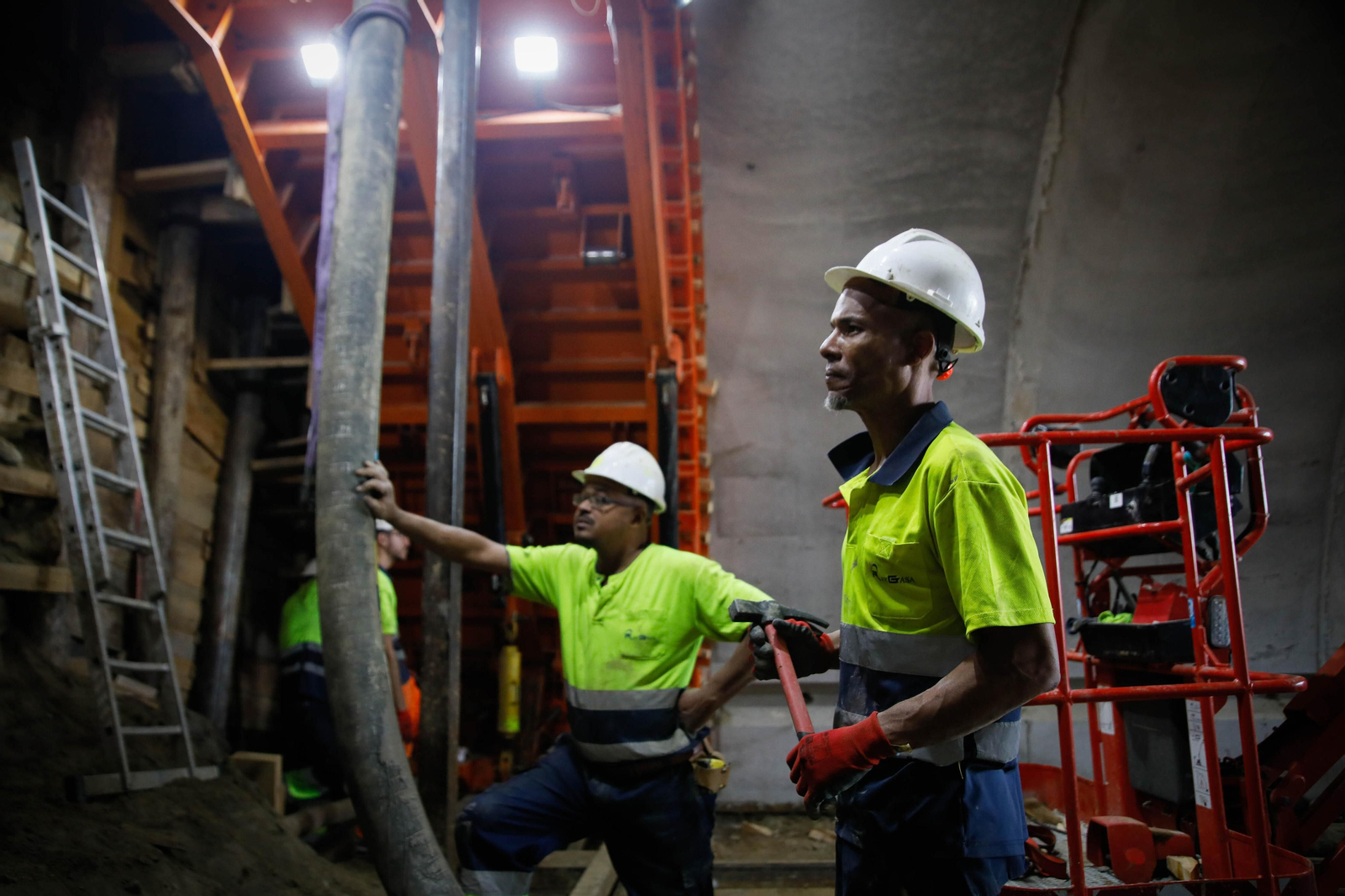 Así están las obras del túnel de Viator en la línea de alta velocidad de Adif, en imágenes