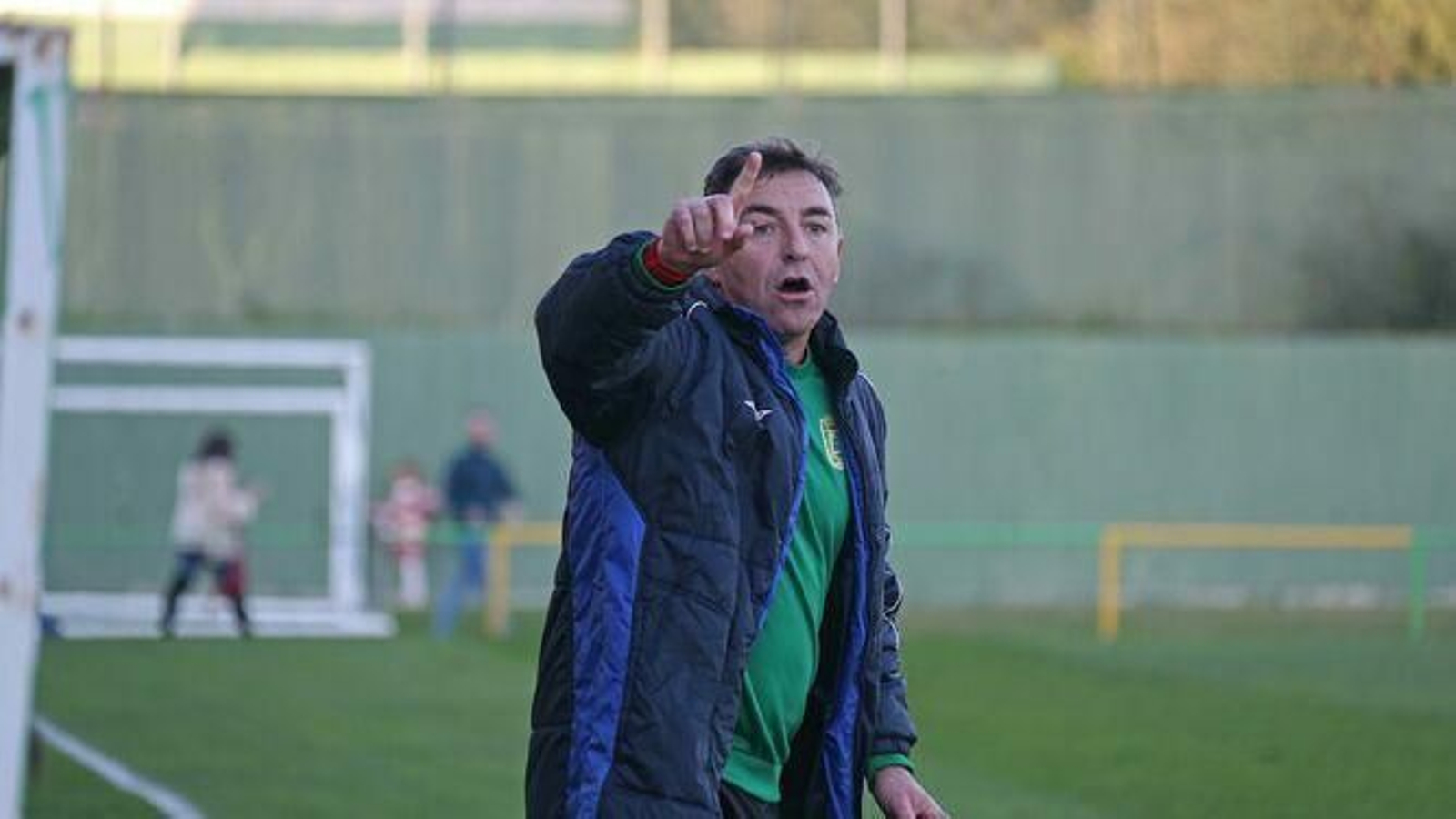 Loren, entrenador de la Unión Deportiva Los Barrios.
