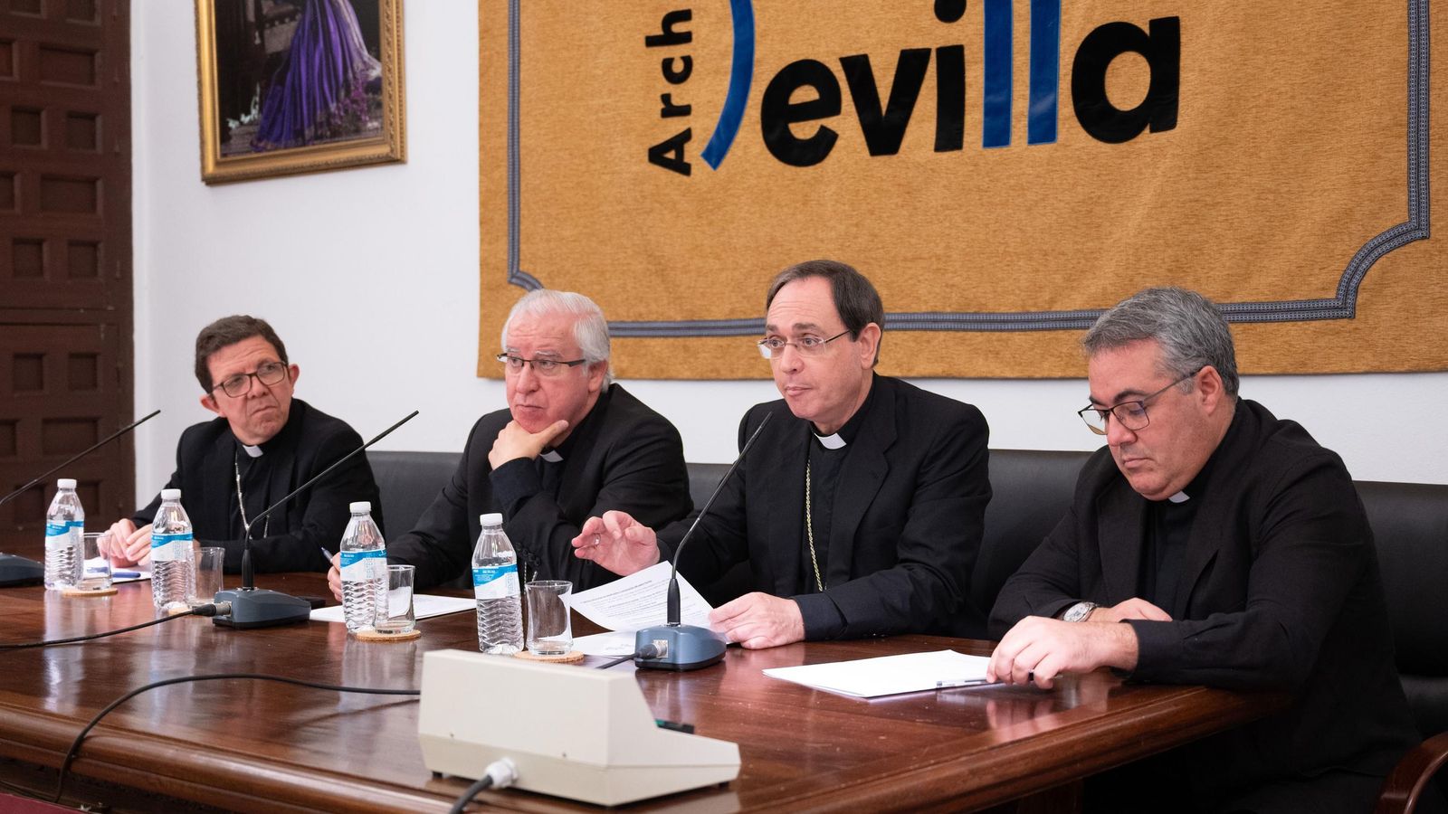 Rueda de prensa celebrada en el Arzobispado.