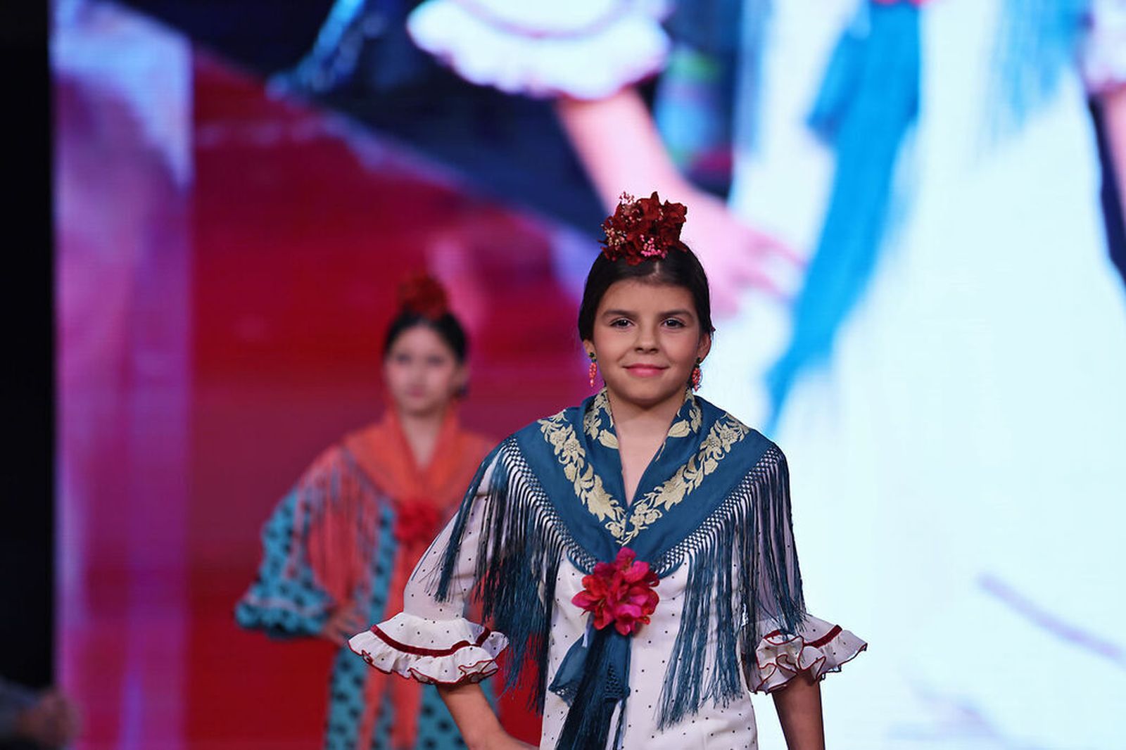 Lunares, comodidad y mantoncillos: Estas son las tendencias para los trajes de flamenca de romerías y ferias