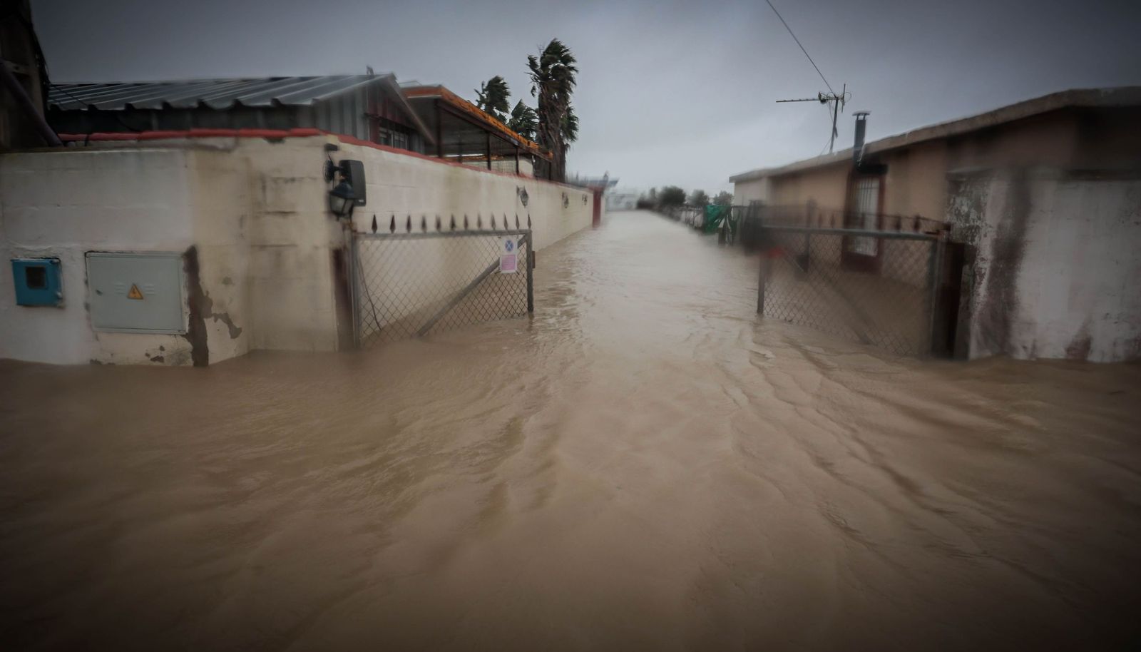 Así trabajan los grupos de élite de la Guardia Civil en las inundaciones en Jerez