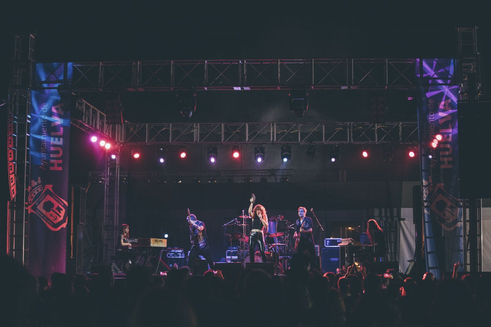 Colombinas 2022: Imágenes del concierto de Aurora & The Betrayers