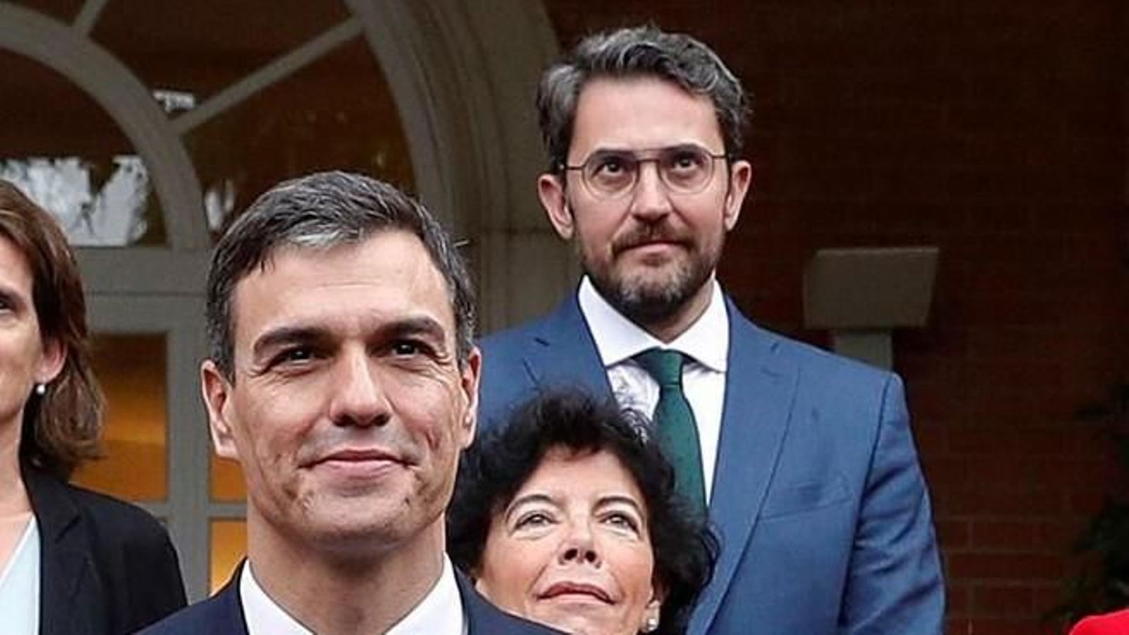 Sánchez prometío en 2015 echar de su equipo a quien creara una sociedad para pagar menos impuestos