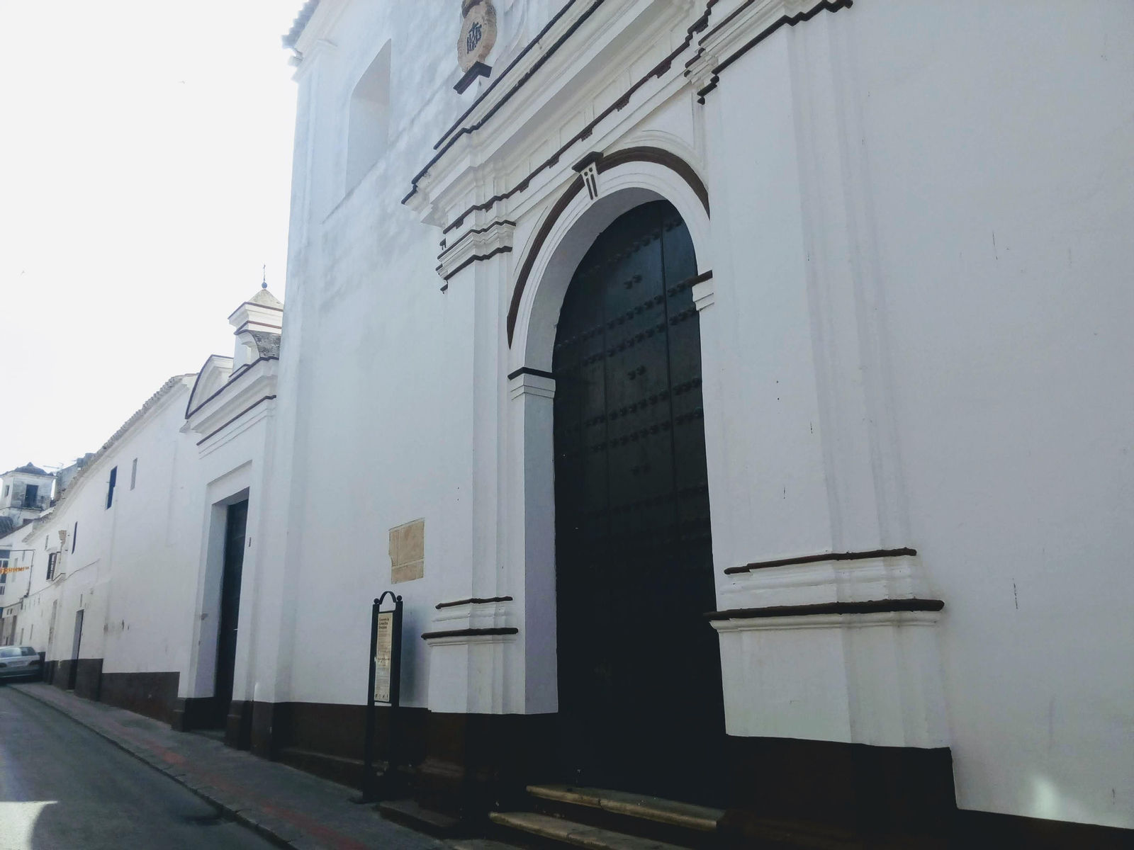 Fachada del Convento de las Carmelitas Descalzas en Sanlúcar.