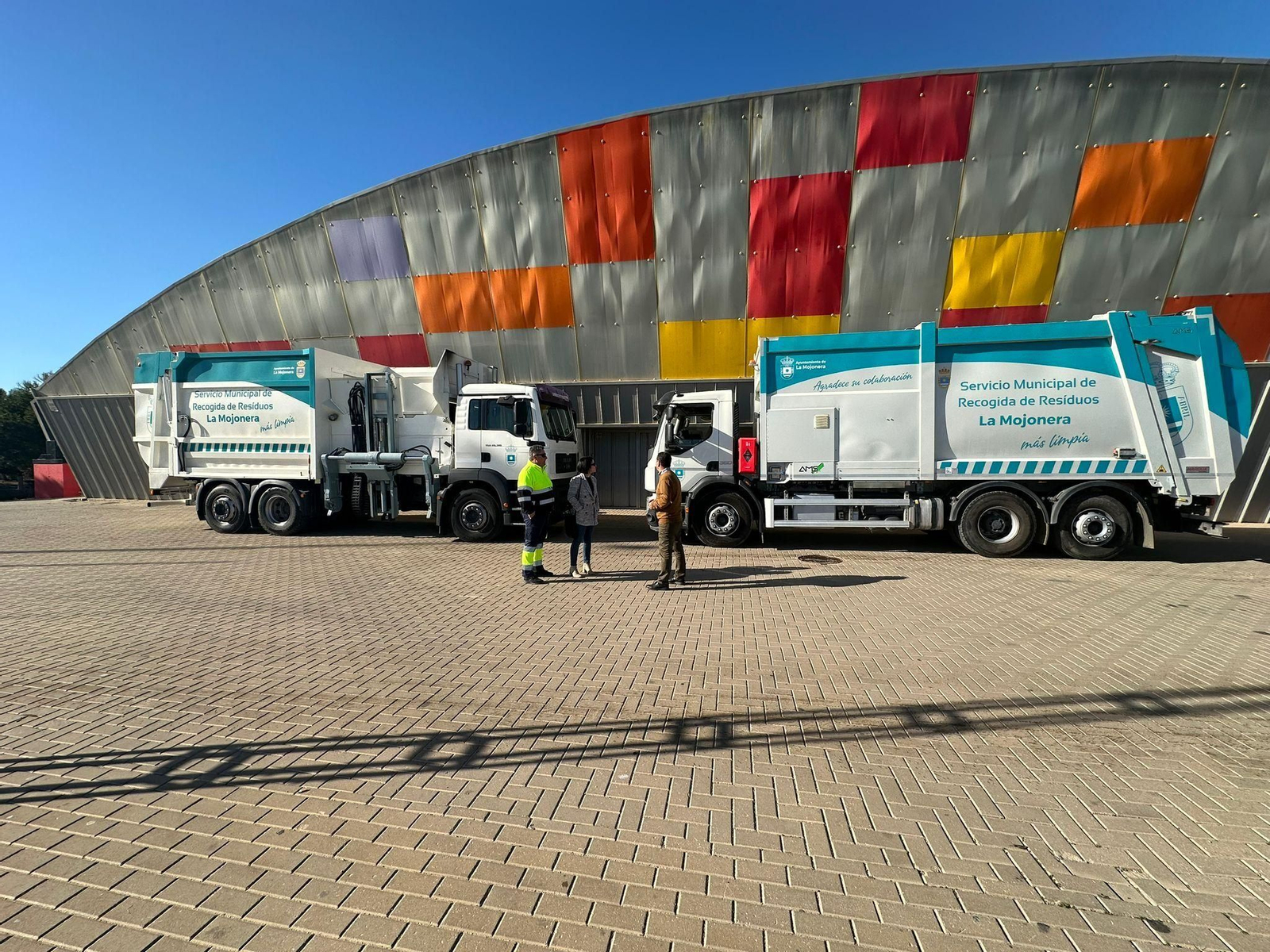 El Consistorio ha reparado el antiguo vehículo y adquirido uno totalmente nuevo.