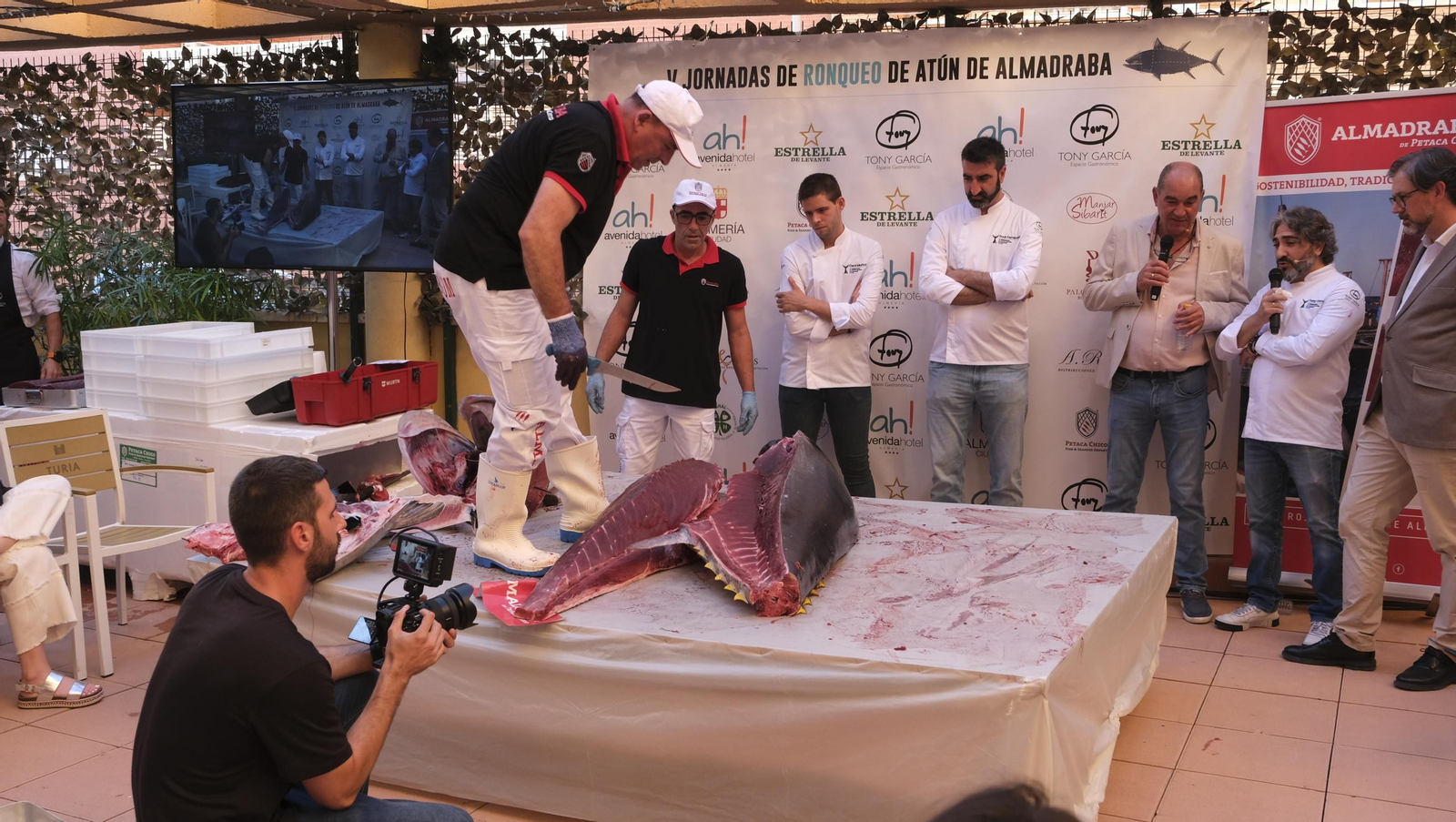 Jornadas del ronqueo del atún de almadraba en el Espacio Gastronómico Tony García, en Almería