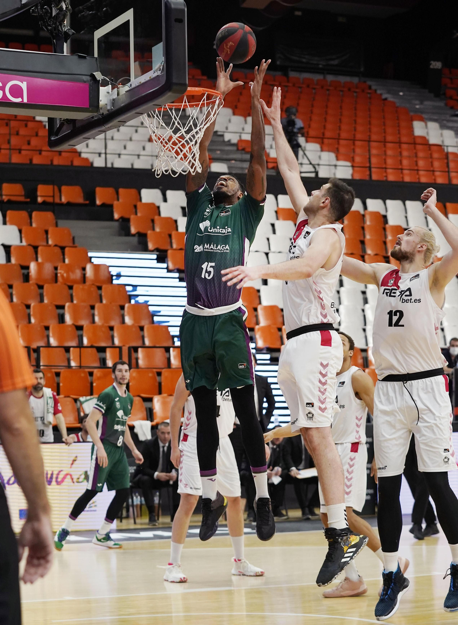 Las fotos del Unicaja-Retabet BIlbao