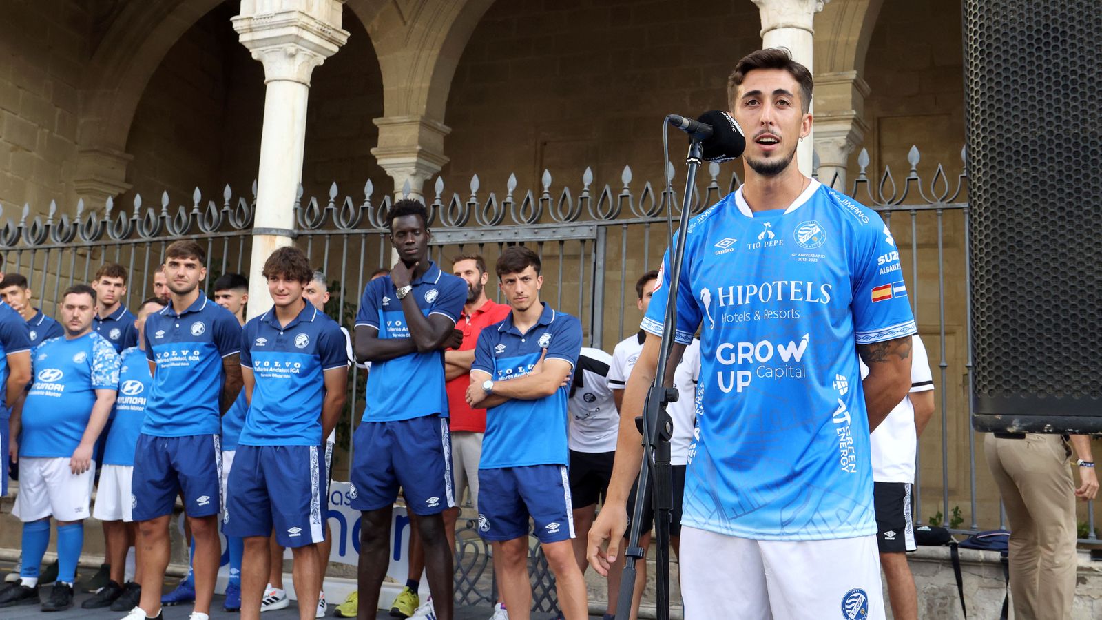 Presentación nuevas equipaciones del Xerez DFC 23-24