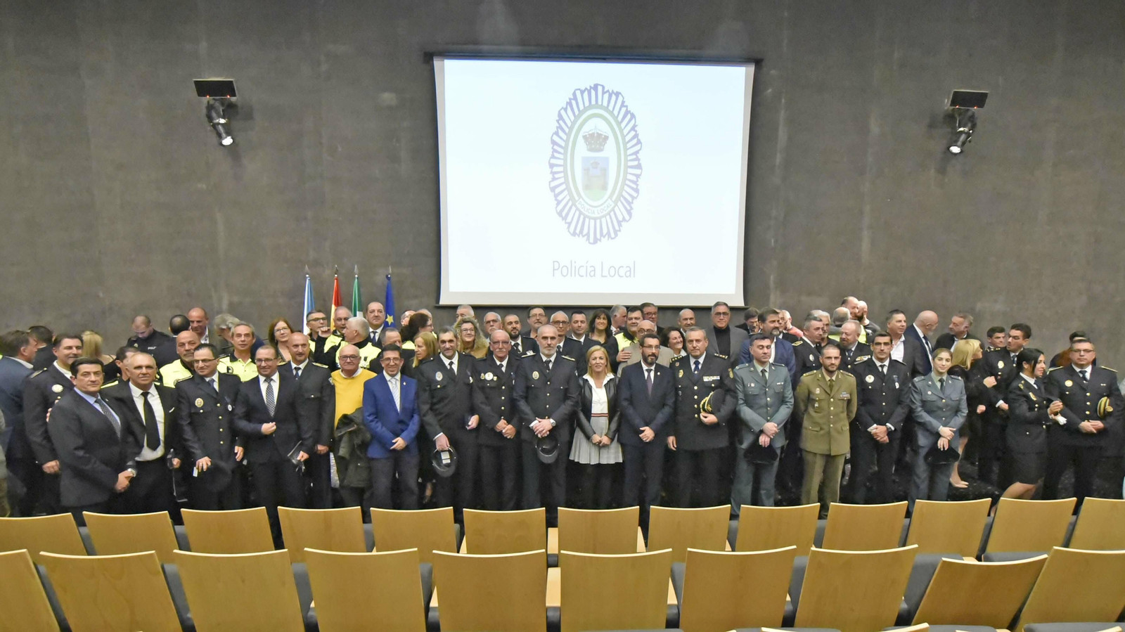 Las fotos de los reconocimientos a la Policía Local de La Línea
