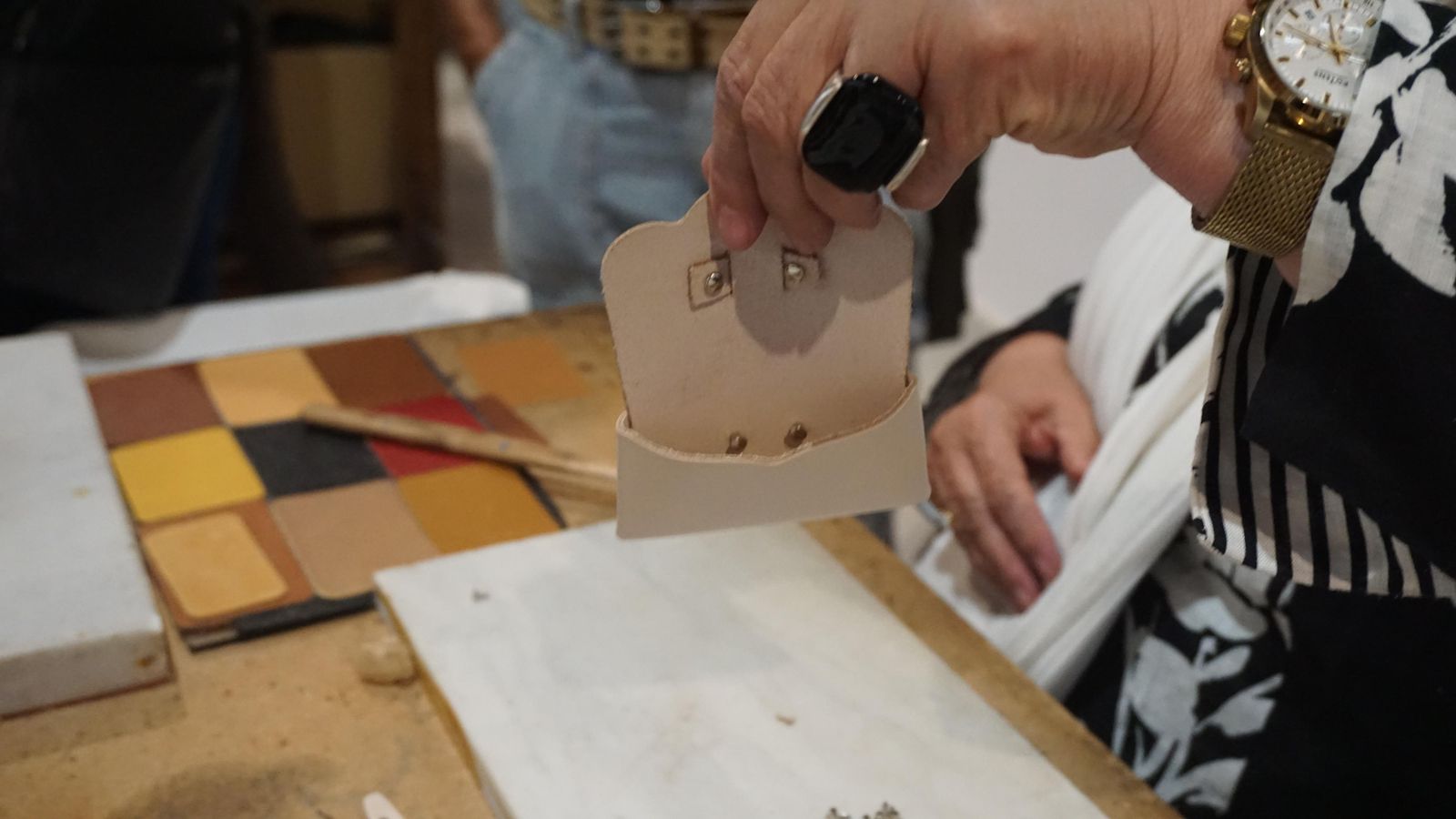 Realización del preciso en el taller