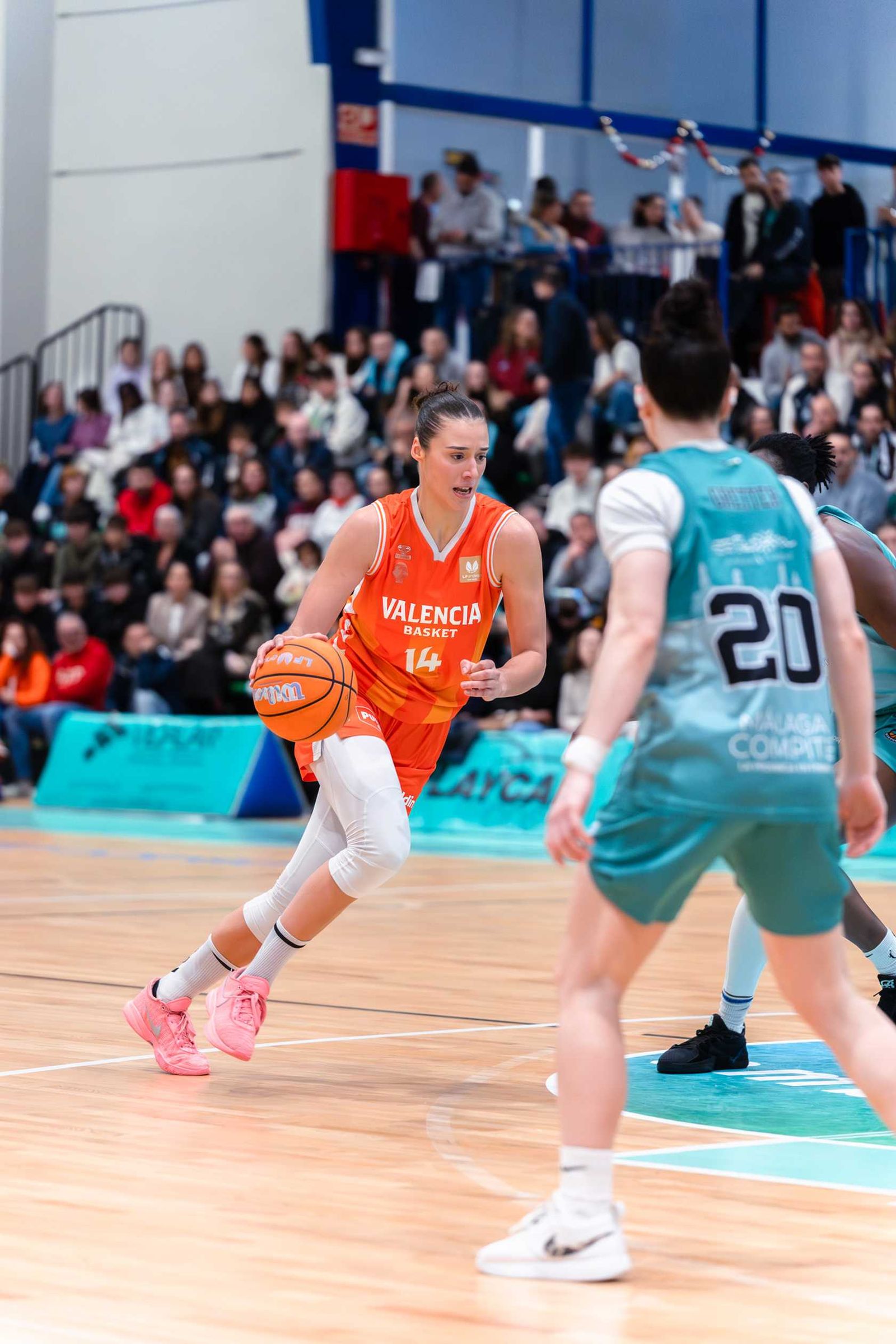Apoteosis en Estepona; cae el campeón Valencia (67-66)