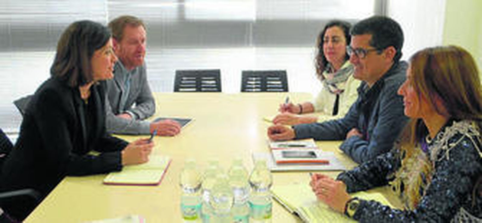 Reunión entre el Ayuntamiento y la Junta por el CTI.