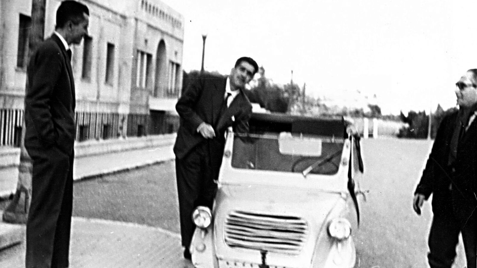 Biscuter en Bola Azul