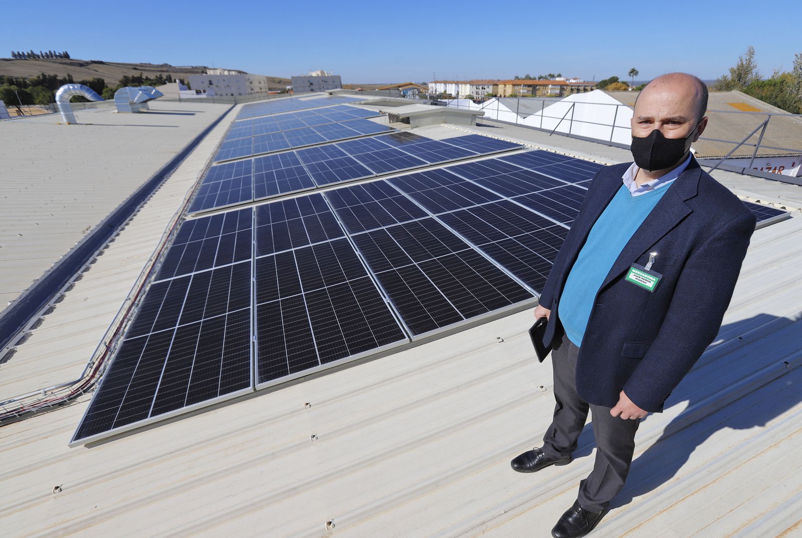 Imágenes de las mejoras del Mercadona de La Palma del Condado para el ahorro energético