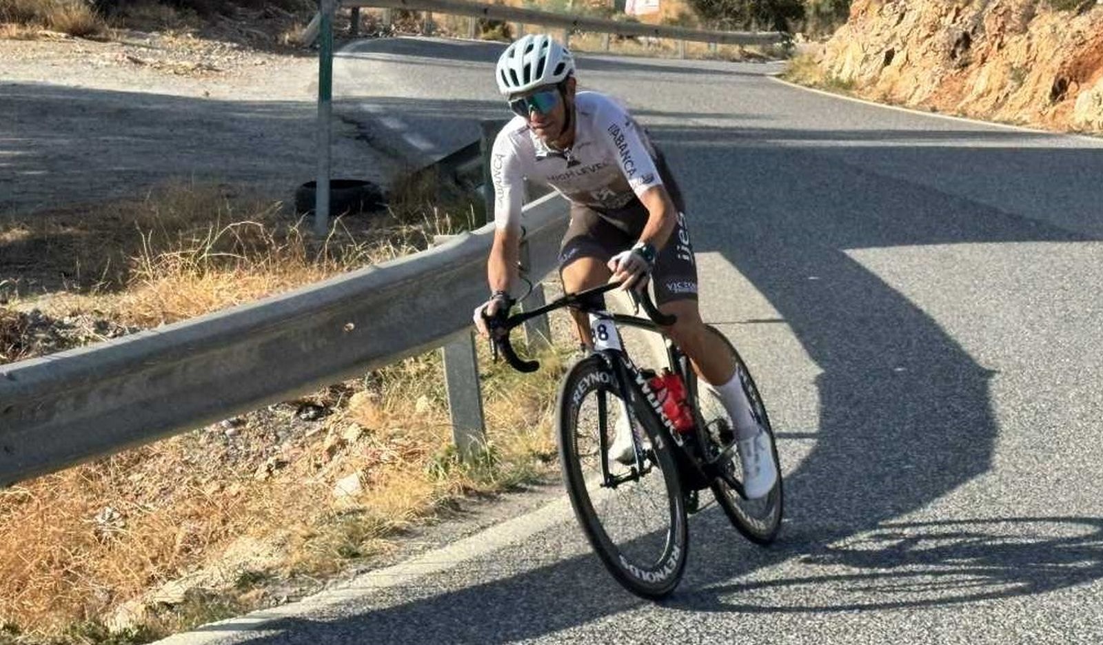 Un ciclista en una edición pasada.