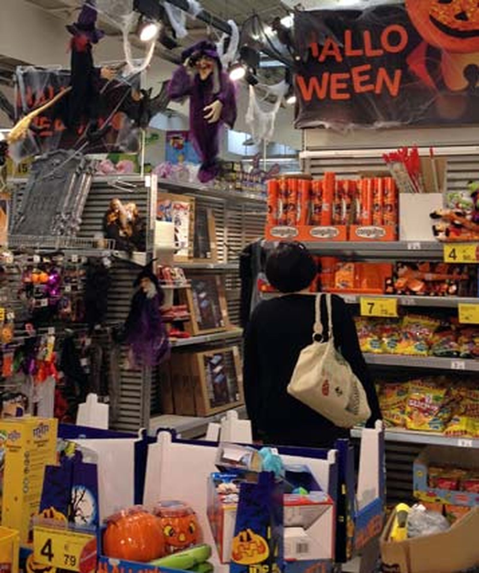 Halloween, de tradición terrorífica a alegre inyección económica