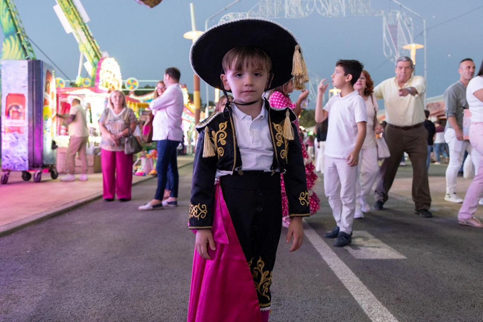 Cientos de jiennenses acudieron a su cita con los "cacharricos"