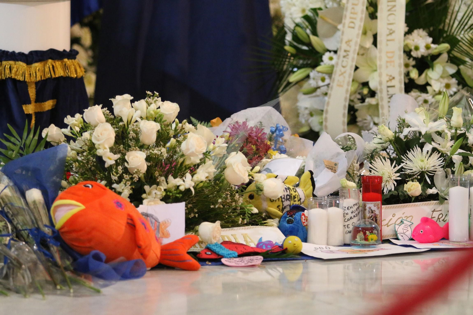 Las imágenes de la capilla ardiente por Gabriel