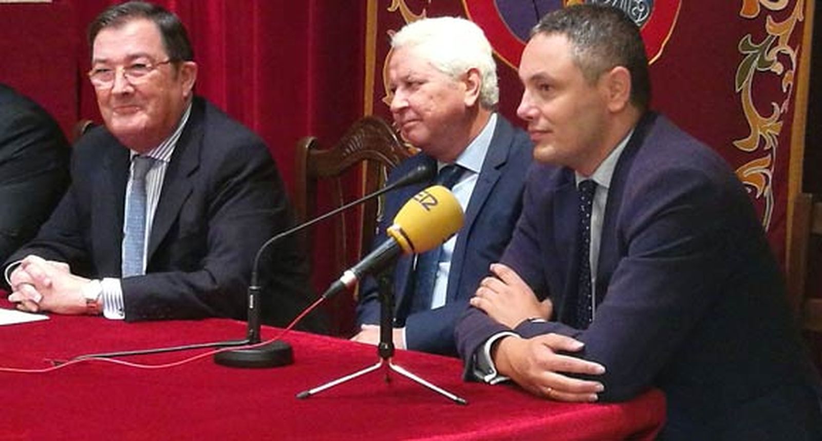 Alberto García Reyes, designado pregonero de la Semana Santa